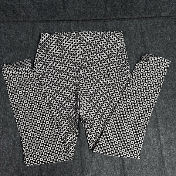 Michael Kors  Black and White Geometric Patterned Leggings - Picture 1 of 5
